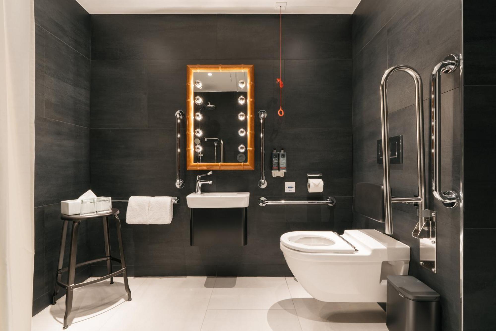 Ruby Stella Hotel London Luaran gambar